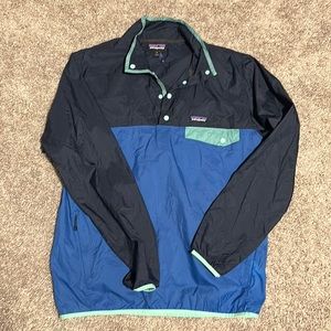 Patagonia Blue/Green windbreaker